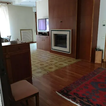 Ferienhaus Con Ampio Giardino Vicina Al Mare In Zona Collinare Montesilvano Marina